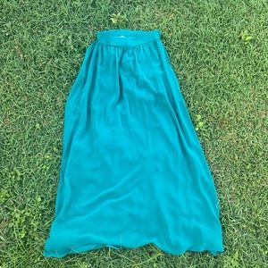 Green maxi skirt